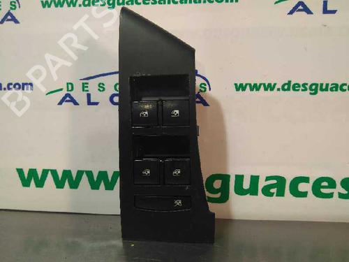 Used Left front window switch Left front window switch OPEL ASTRA J (P10) [2009-2016] 10566737 10566737