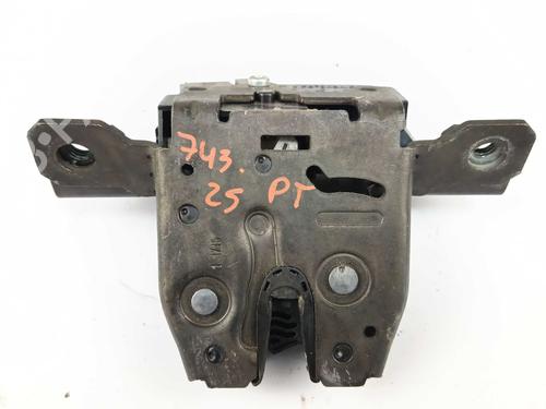 tailgate-lock-opel-astra-j-p10-2009-2010-2011-2012-2013-2014-2015-2016-30641304 main image