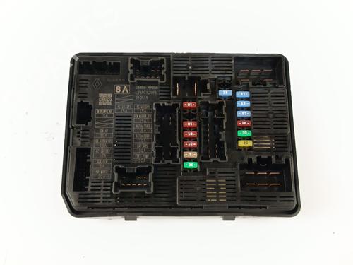 Used Fuse box Fuse box DACIA SANDERO III 1.0 TCe 90 (91 hp) 33127928 33127928