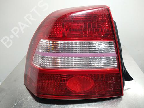 Used Left taillight Left taillight KIA SHUMA I (FB) 1.5 i 16V (AFB242) (88 hp) 10015690 10015690