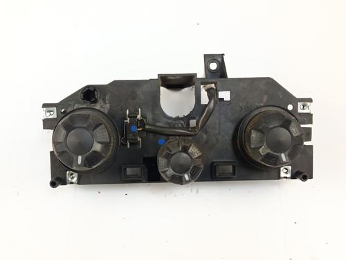 Used Climate control IVECO DAILY IV Platform/Chassis 35C14, 35S14, 35S14 /P (136 hp) 33027951