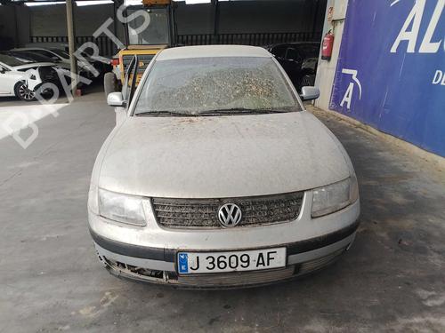 Right headlight VW PASSAT B5 (3B2) 1.9 TDI | BP37758935C29 - Image 9