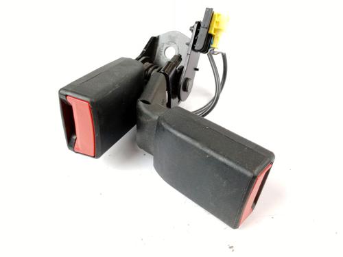 Used Seat buckle MERCEDES-BENZ GLA-CLASS (X156) GLA 200 CDI / d (156.908) (136 hp) 25866857