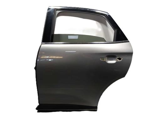 left-rear-door-ds-ds-7-crossback-j4_-jr_-jc_-2017-37408819 main image