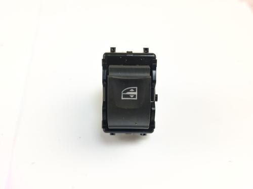 right-front-window-switch-dacia-duster-hm_-2017-31929320 main image