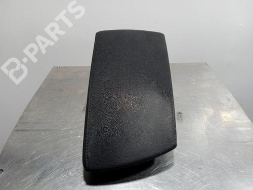 Used Armrest / Center console Armrest / Center console BMW X3 (E83) 2.0 d (150 hp) 9984599 9984599