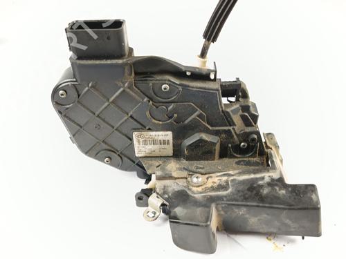 Used Front left lock LAND ROVER DISCOVERY III (L319) 2.7 TD 4x4 (190 hp) 30127244