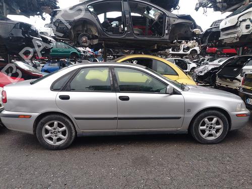 Pièces Détachées Usagées VOLVO S40 I (644) 1.9 DI (115 hp) 4423459
