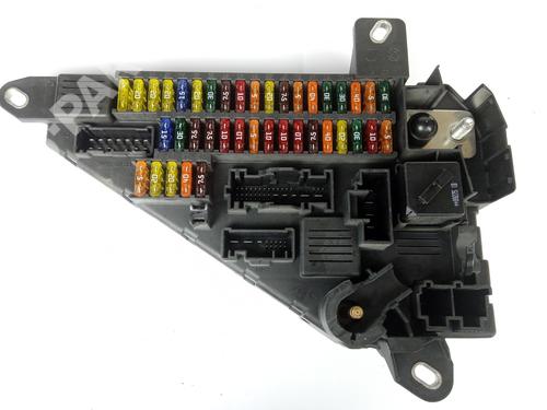 Used Fuse box BMW 5 (E60) 520 d (177 hp) 12147413