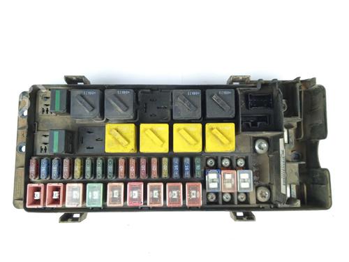 Used Fuse box Fuse box 12595777 12595777