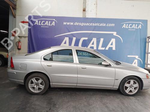 Used Parts VOLVO S60 I (384)  2.4 D  2200009