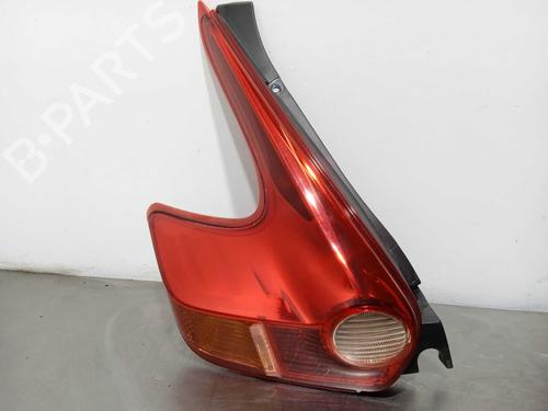 left-taillight-nissan-juke-f15-265551ka0a-2010-2011-2012-2013-2014-2015-2016-2017-2018-2019-12251232 main image