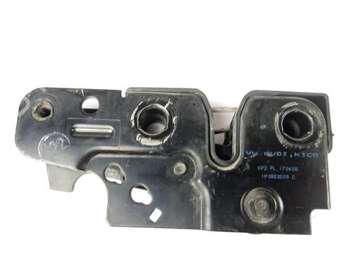 Hood lock SEAT LEON (1P1) 1.9 TDI | BP13015165C133
