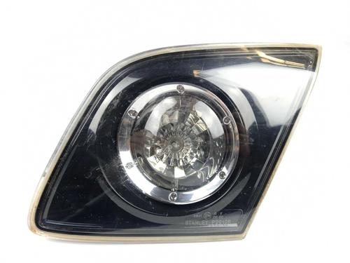 Used Right tailgate light Right tailgate light MAZDA 3 (BK) 1.6 DI Turbo (109 hp) 10557406 10557406