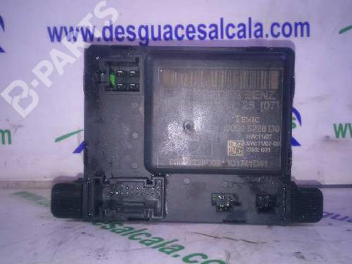 Used Electronic module Electronic module MERCEDES-BENZ SPRINTER 3,5-t Van (B906) 313 CDI 4x4 (906.631, 906.633, 906.635, 906.637) (129 hp) 10957823 10957823