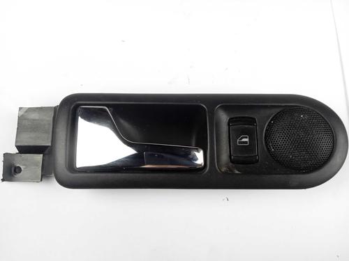 Used Rear left interior door handle Rear left interior door handle 13401733 13401733