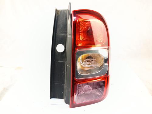 Højre baglygte DACIA DUSTER (HS_) 1.5 dCi (109 hp) 31882846