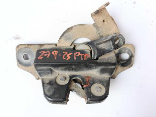 tailgate-lock-peugeot-partner-mpv-5_-g_-1996-26325579 main image