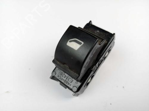 Højre fortil elrude kontakt Højre fortil elrude kontakt CITROËN C3 AIRCROSS II (2R_, 2C_) 1.5 BlueHDi 110 (110 hp) 18345268 18345268