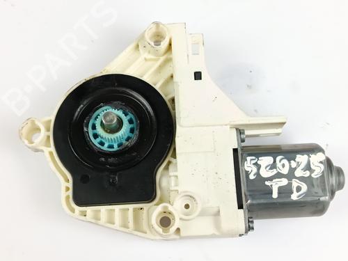 Fensterhebermotor hinten rechts für AUDI Q5 (8RB) 2.0 TDI quattro (143 hp) 29119392