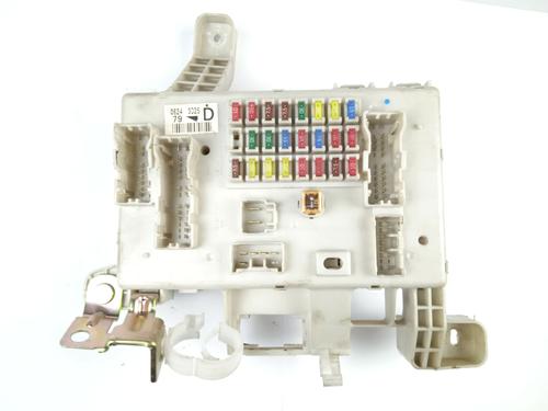 Zekeringkast TOYOTA LAND CRUISER PRADO (_J12_) 3.0 D-4D (KDJ120, KDJ125) (166 hp) 15684873