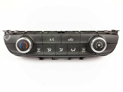 climate-control-opel-crossland-x-crossland-p17-p2qo-2017-26557014 main image