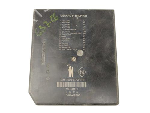 Used Fuse box Fuse box RENAULT MEGANE IV Hatchback (B9A/M/N_) 1.6 dCi 130 (B9A4) (130 hp) 40158772 40158772