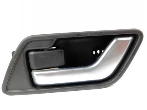 Used Front left interior door handle Front left interior door handle LAND ROVER FREELANDER 2 (L359) 2.2 TD4 4x4 (160 hp) 22740863 22740863