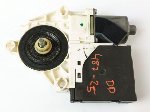 Right front window motor AUDI A3 (8P1) 1.9 TDI | BP28690142E20