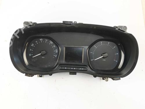 Used Instrument cluster Instrument cluster 35952229 35952229