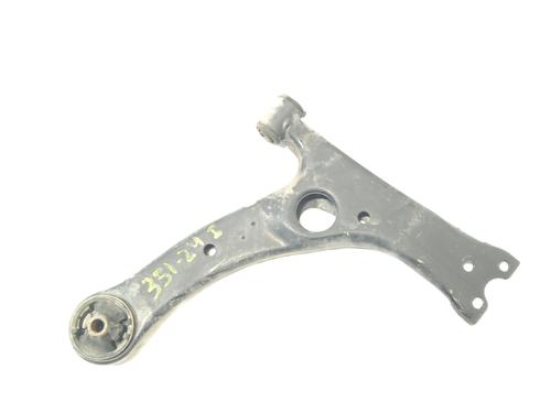Used Left front suspension arm TOYOTA COROLLA (_E12_) 2.0 D-4D (CDE120_, CDE120R) (90 hp) 18357156