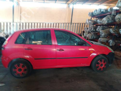 Brugte FORD FIESTA V (JH_, JD_) 1.4 16V (80 hp) 4351274