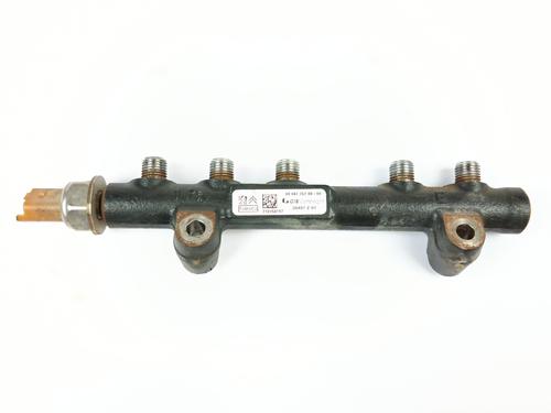 Used Injection rail FORD TOURNEO COURIER B460 MPV 1.5 EcoBlue (100 hp) 28023393