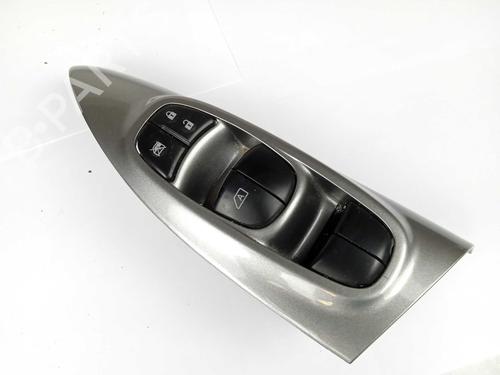 Used Left front window switch Left front window switch NISSAN JUKE (F15) [2010-2019] 12251248 12251248