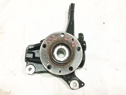 Used Left front steering knuckle PEUGEOT 407 SW (6E_, 6D_) 2.0 HDi 135 (136 hp) 30173772