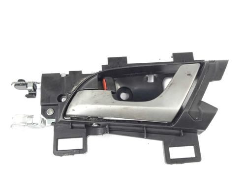 Used Rear left interior door handle Rear left interior door handle 17570942 17570942