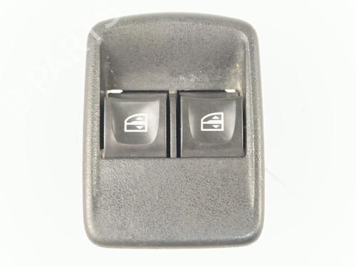 Used Left front window switch DACIA SANDERO II TCe 90 (B8M1, B8MA, B8AC) (90 hp) 30725404