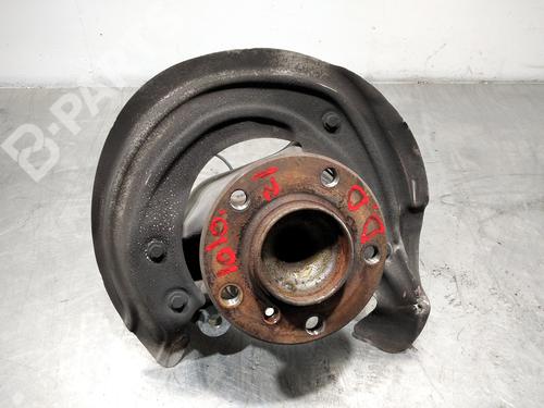 Used Right front steering knuckle BMW 1 (F20) 118 d (150 hp) 10028290