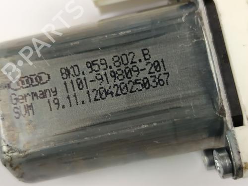 Right front window motor AUDI Q5 (8RB) 2.0 TDI quattro | BP29119391E20 