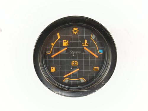 Used Instrument cluster NISSAN TRADE Van 2.0 D (60 hp) 32989767