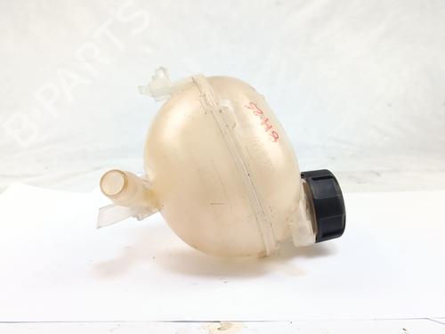 Used Expansion tank JEEP AVENGER (J2) Electric (156 hp) 31586256