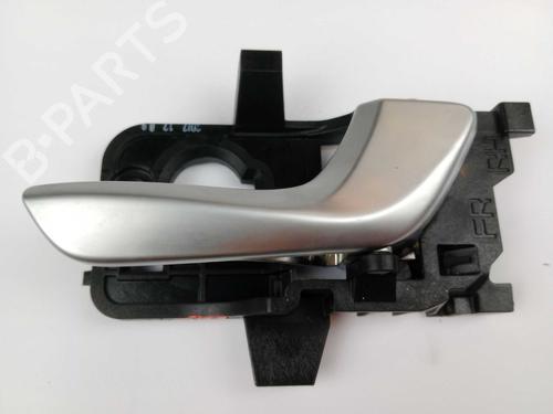 front-right-interior-door-handle-kia-rio-iv-yb-sc-fb-14-crdi-90-82623h8500-2017-19694876 main image