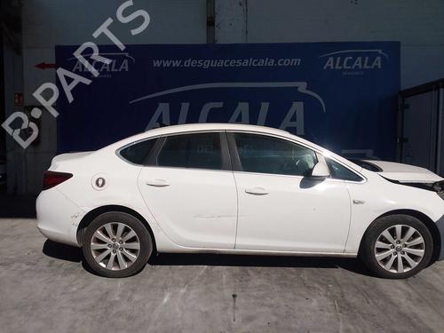 OPEL ASTRA J Saloon 1.7 CDTI (69) 4553956