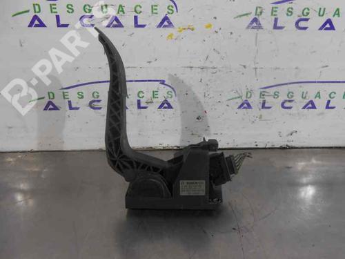 Used Pedal MERCEDES-BENZ SPRINTER 2-t Van (B901, B902) 211 CDI (901.661, 901.662, 902.661, 902.662) (109 hp) 9986014