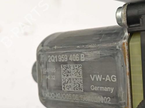 Right front window motor SEAT ARONA (KJ7, KJP) 1.0 TSI | BP29339791E20 - Image 3