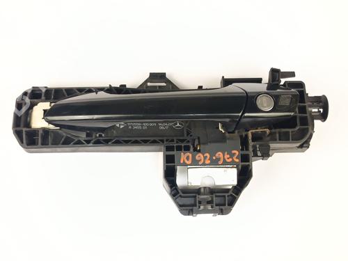 front-left-exterior-door-handle-mercedes-benz-c-class-w204-2007-2008-2009-2010-2011-2012-2013-2014-2015-34287752 main image