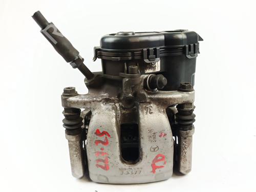 Høyre bremsecaliper bak MERCEDES-BENZ GLA-CLASS (X156) GLA 200 CDI / d (156.908) (136 hp) 25866909