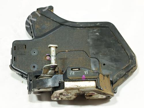 Venstre bak lås TOYOTA HILUX VII Pickup (_N1_, _N2_, _N3_) 2.5 D-4D 4WD (KUN25_, KUN25R) (120 hp) 29123804