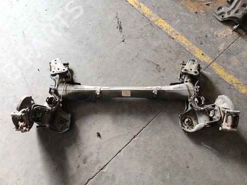 Bakaksel Bakaksel OPEL CORSA F (P2JO) 1.5 (68) (102 hp) 37465090 37465090
