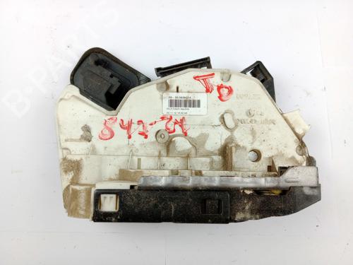 Rear right lock SKODA YETI (5L) 2.0 TDI 5E0839016